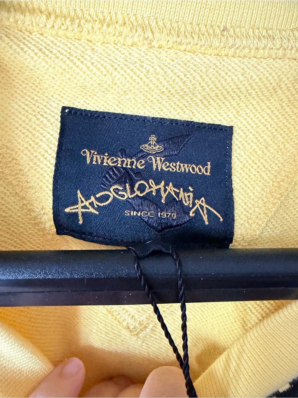 Vivienne Westwood Yellow Sweater with Navy Label - Picture 6 of 8